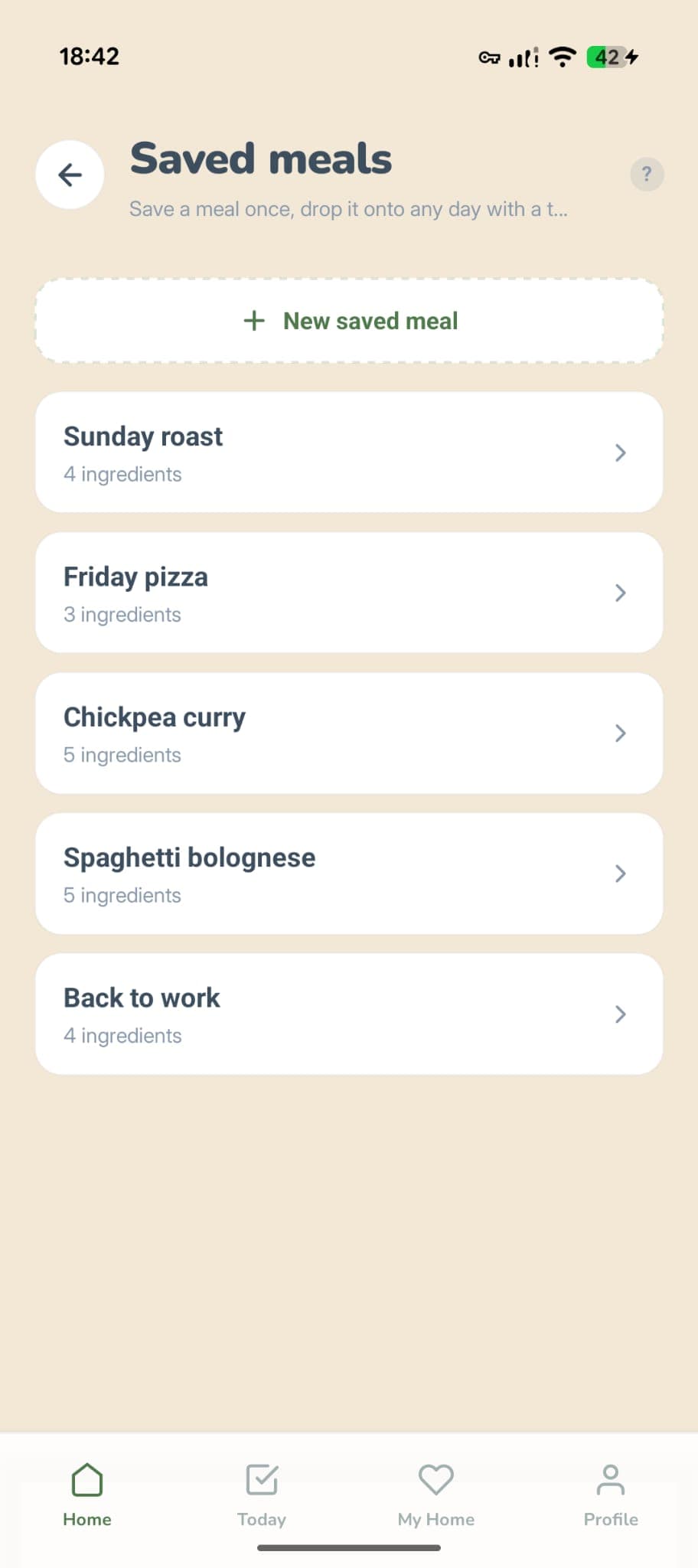 Saved meals screen showing four templates including Sunday roast, Friday pizza, and Spaghetti bolognese with their ingredient counts